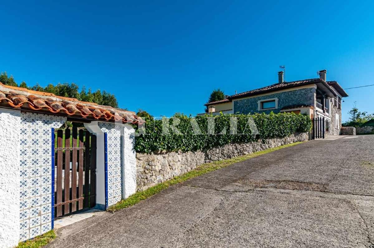 Casa Carmen 5 Situada En Una Zona Muy Tranquila A Collera Екстер'єр фото
